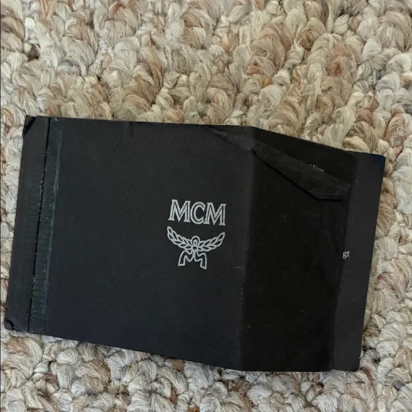 MCM Black Leather Shoulder Bag - Picture 8 of 11